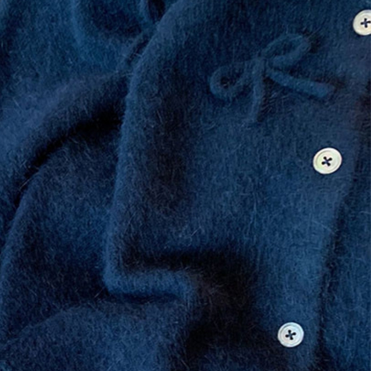 Winter’s Best: Lightweight & Cozy Cardigan |UC-05