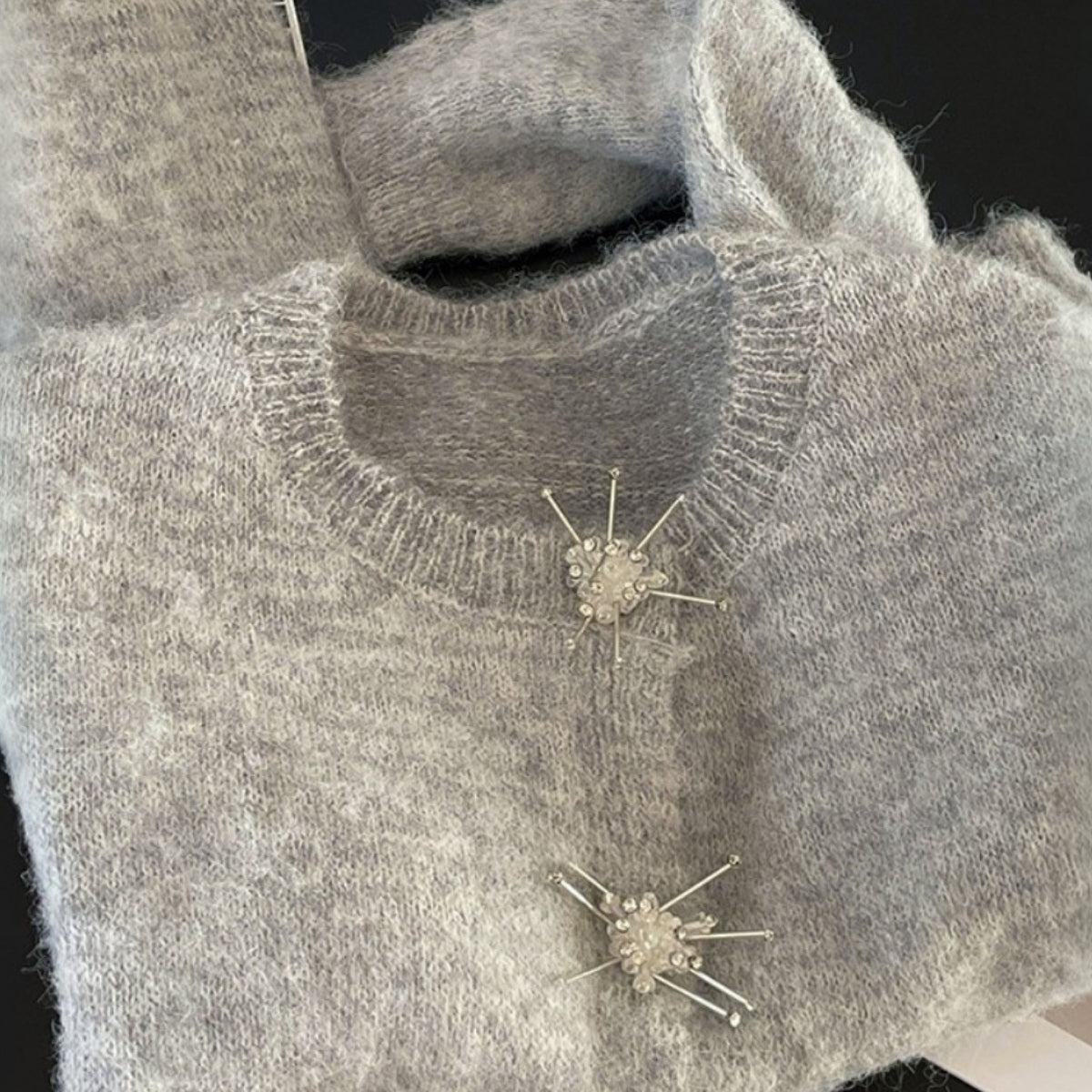 Winter’s Best: Lightweight & Cozy Cardigan |UC-14